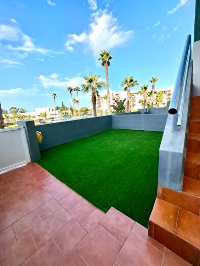 Casas en venta y pisos alquiler - 1