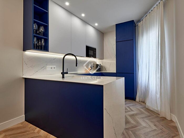 Casas en venta y pisos alquiler - 3