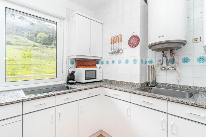 Casas en venta y pisos alquiler - 2