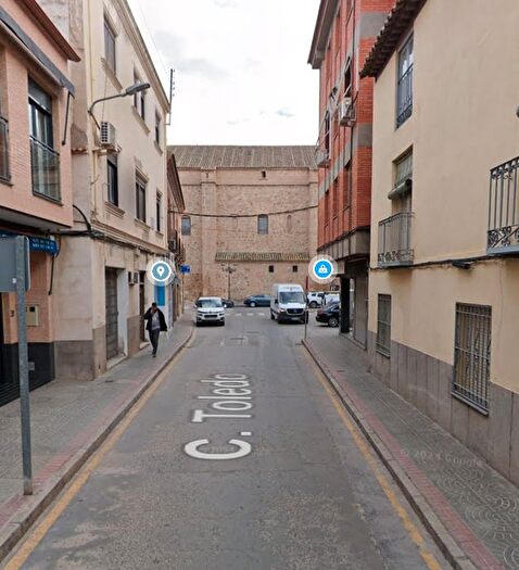 Casas en venta y pisos alquiler - 1