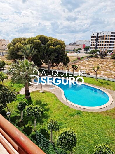 Piso en alquiler en Centro Urbano, Villajoyosa La Vila Joiosa de 4 habitaciones