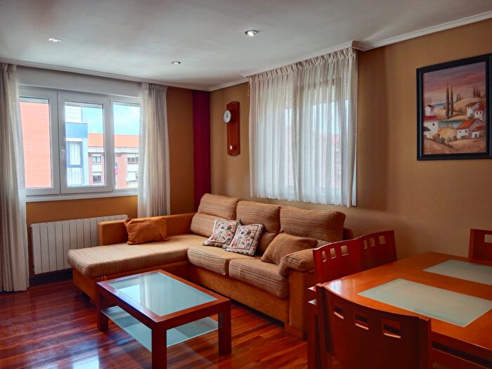 Casas en venta y pisos alquiler - 3