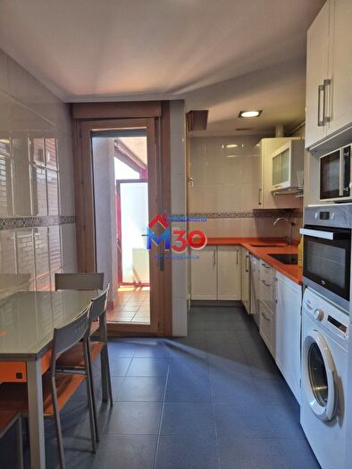 Casas en venta y pisos alquiler - 1