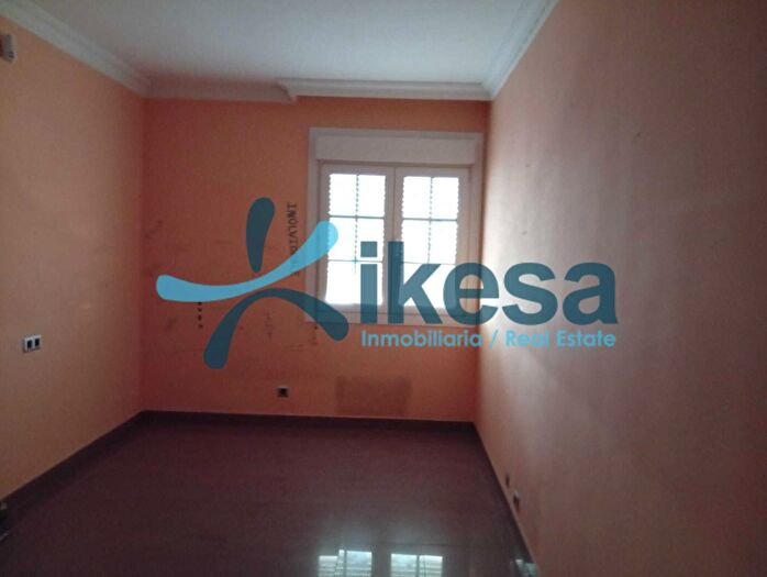 Casas en venta y pisos alquiler - 2