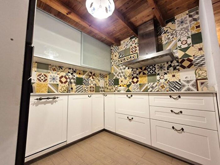 Casas en venta y pisos alquiler - 2