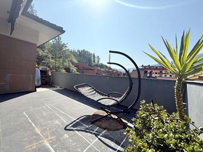 Casas en venta y pisos alquiler - 1
