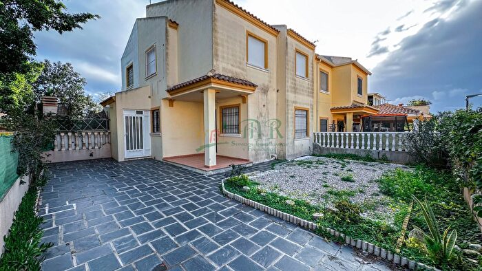 Casas en venta y pisos alquiler - 1