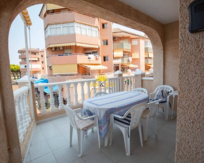 Casas en venta y pisos alquiler - 1
