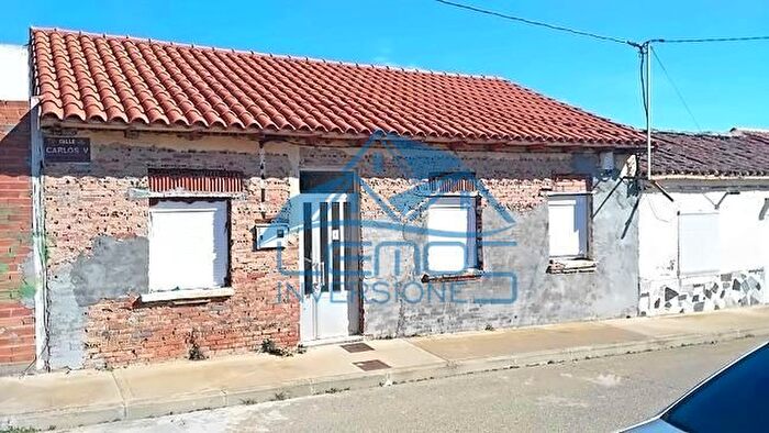 Casas en venta y pisos alquiler - 1