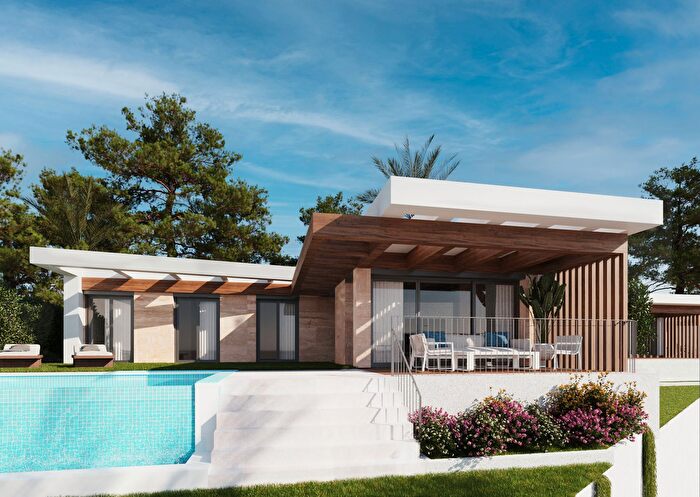 Casa en venta en Polop, Alicante de 3 habitaciones
