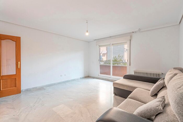 Piso en venta en Chana, Cerrillo de Maracena Periodistas de 3 habitaciones