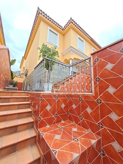 Casa en venta en Tamaraceite San Lorenzo Tenoya, San Lorenzo de 4 habitaciones