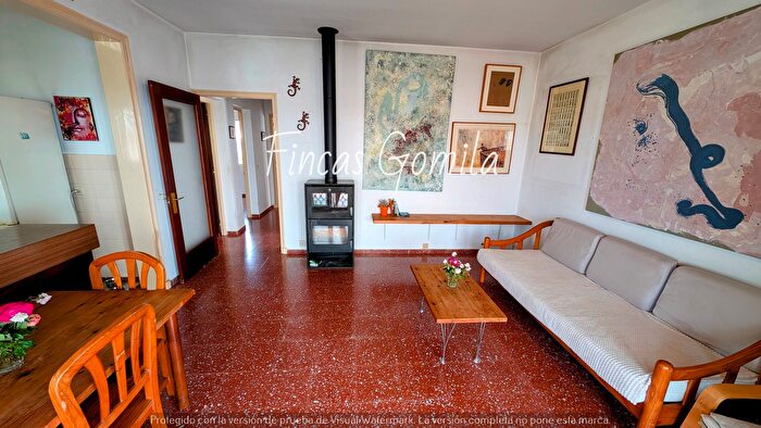 Casas en venta y pisos alquiler - 2