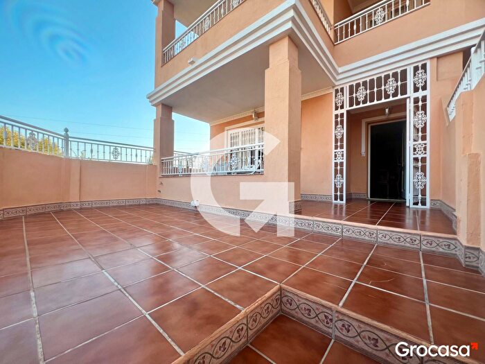Casa en venta en Torre del Mar, El Tomillar de 5 habitaciones