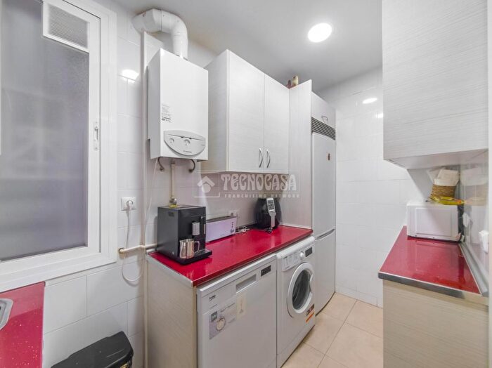 Casas en venta y pisos alquiler - 2