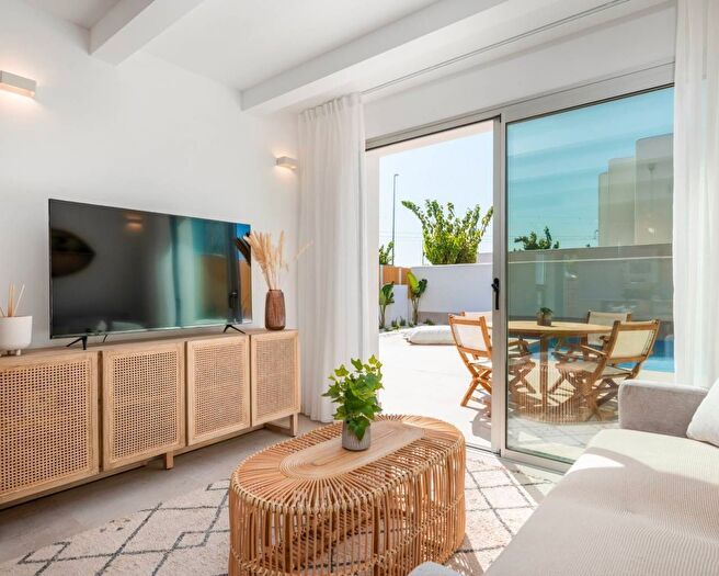 Casas en venta y pisos alquiler - 2