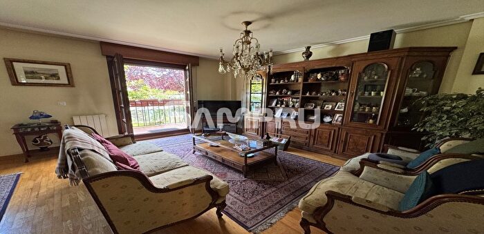 Casas en venta y pisos alquiler - 1