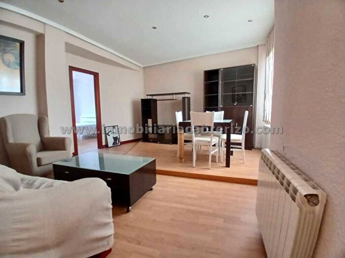 Casas en venta y pisos alquiler - 1