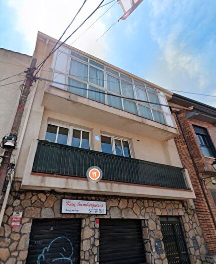 Casas en venta y pisos alquiler - 3