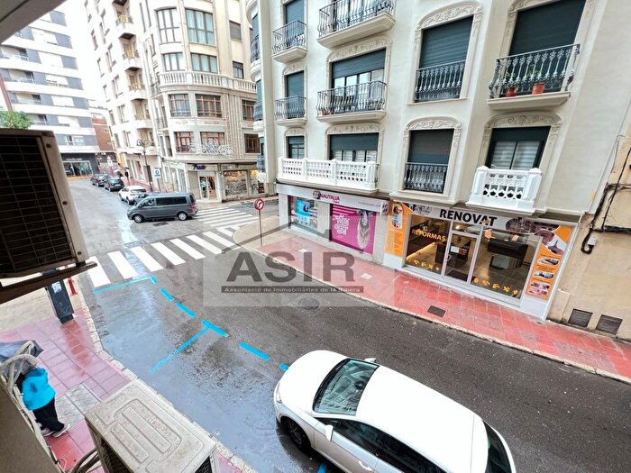 Casas en venta y pisos alquiler - 1