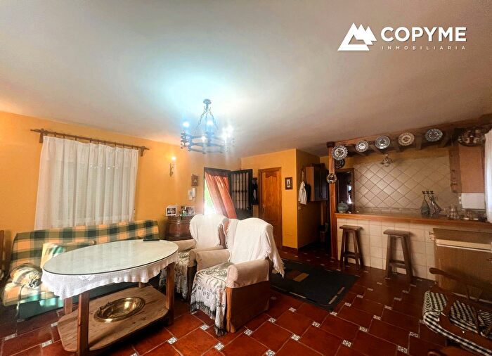 Casas en venta y pisos alquiler - 3