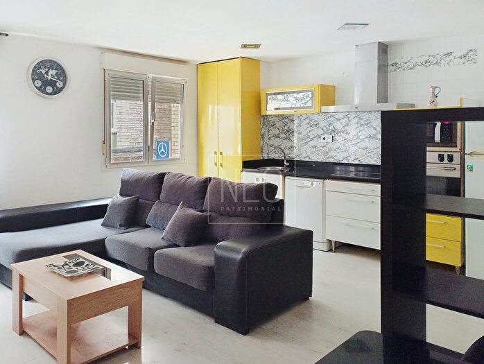 Casas en venta y pisos alquiler - 1