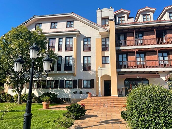 Piso en venta en Comillas Cantabria, Cantabria de 2 habitaciones