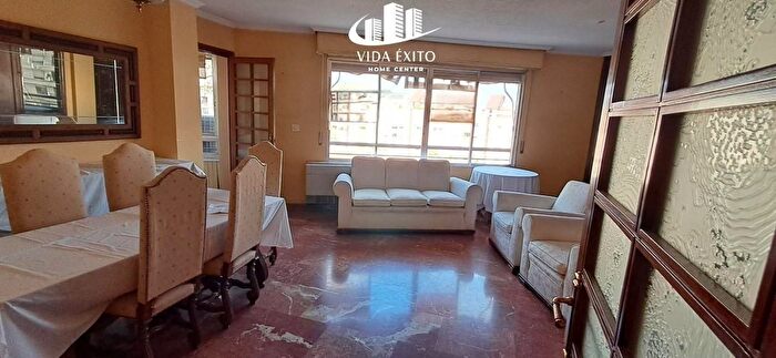 Piso en venta en Avda de Madrid Pº de la Estación, Jaén Capital de 4 habitaciones