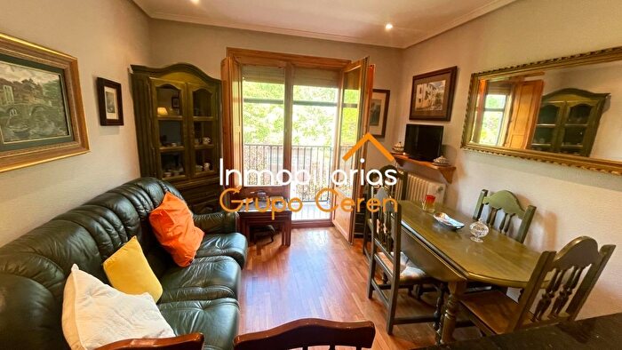 Casas en venta y pisos alquiler - 3