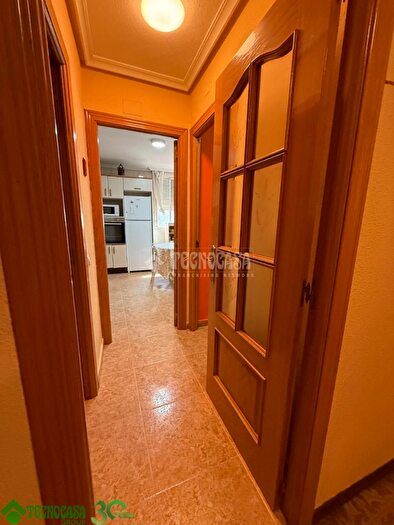 Casas en venta y pisos alquiler - 3