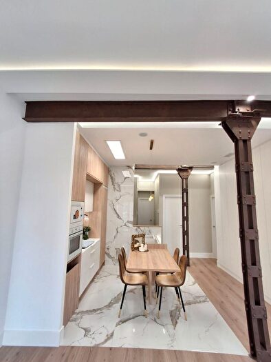 Casas en venta y pisos alquiler - 2