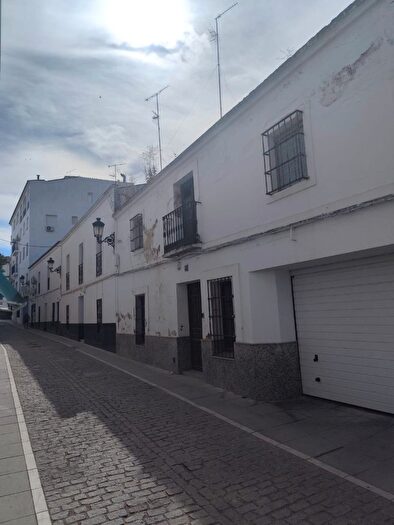 Casas en venta y pisos alquiler - 2