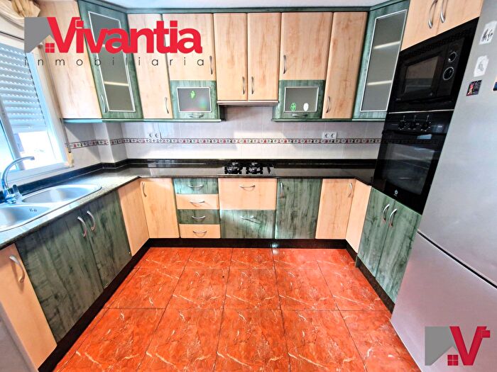 Casas en venta y pisos alquiler - 2