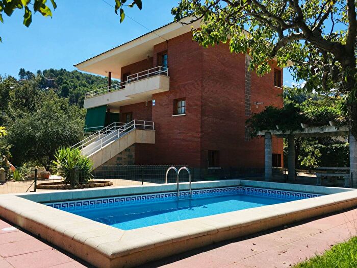 Casa en alquiler en Cataluña, Barcelona de 4 habitaciones
