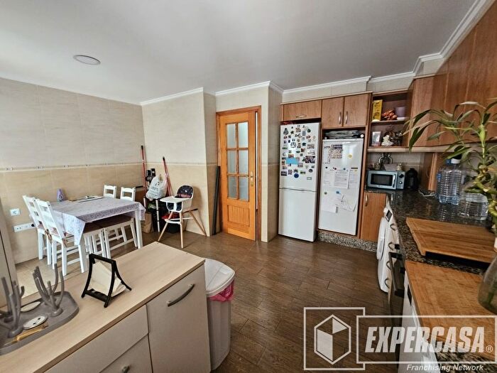 Casa en venta en Godelleta, Valencia de 3 habitaciones