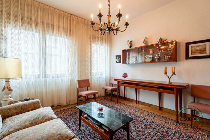 Piso en venta en Centro, Barrio del Centro de 4 habitaciones