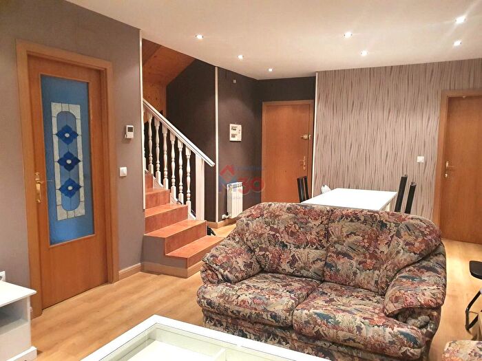 Casas en venta y pisos alquiler - 1
