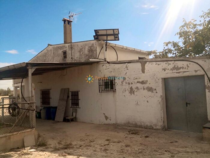 Casa en venta en Bufali, Valencia de 3 habitaciones