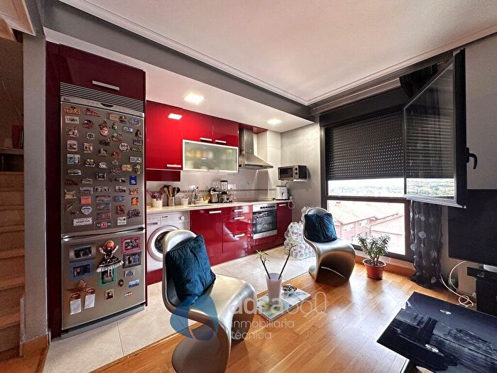 Casas en venta y pisos alquiler - 2