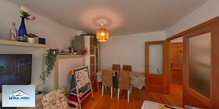 Casas en venta y pisos alquiler - 3
