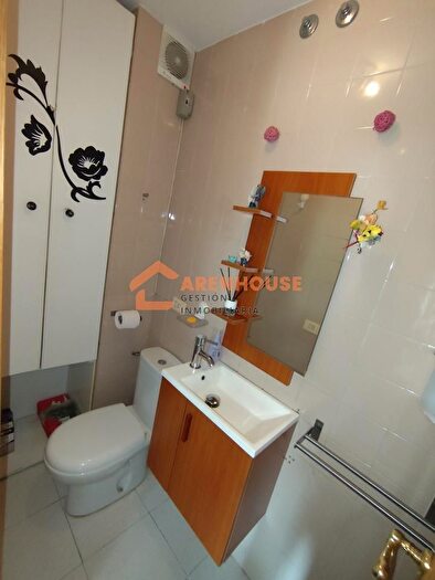 Casas en venta y pisos alquiler - 3