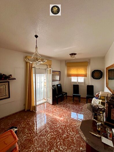 Casas en venta y pisos alquiler - 1