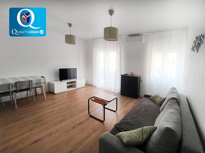 Casas en venta y pisos alquiler - 1