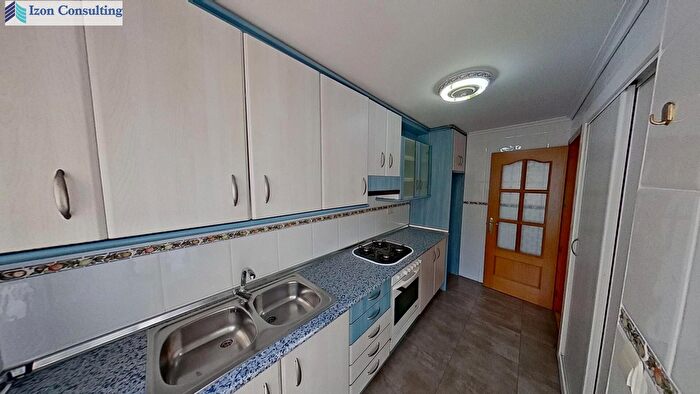 Casas en venta y pisos alquiler - 2