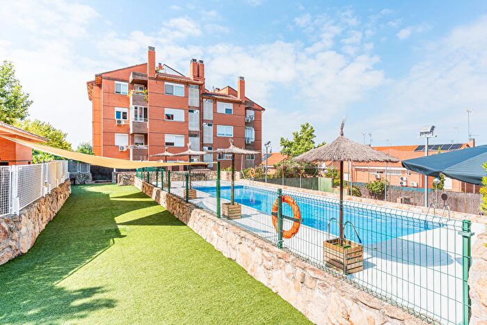Casas en venta y pisos alquiler - 1