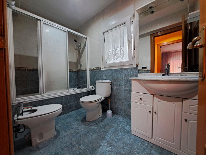Casas en venta y pisos alquiler - 2