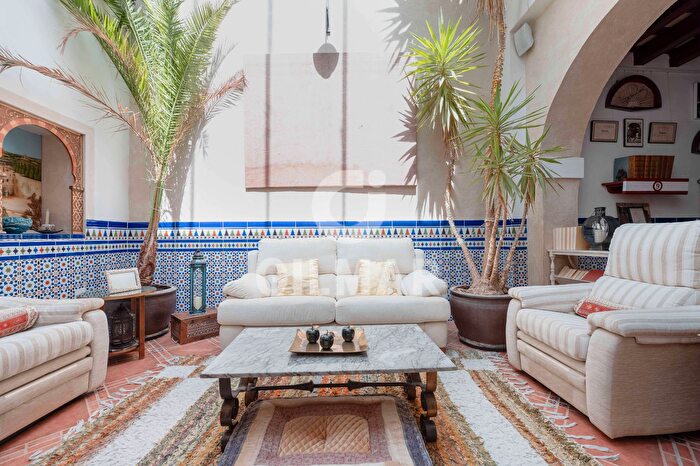 Casa en venta en Centro, Casco Histórico Zona Alta de 6 habitaciones