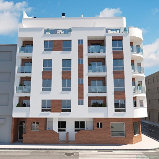 Casas en venta y pisos alquiler - 1