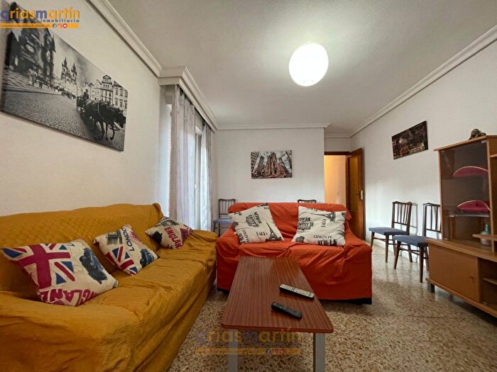 Casas en venta y pisos alquiler - 2