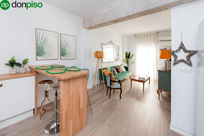 Casas en venta y pisos alquiler - 1